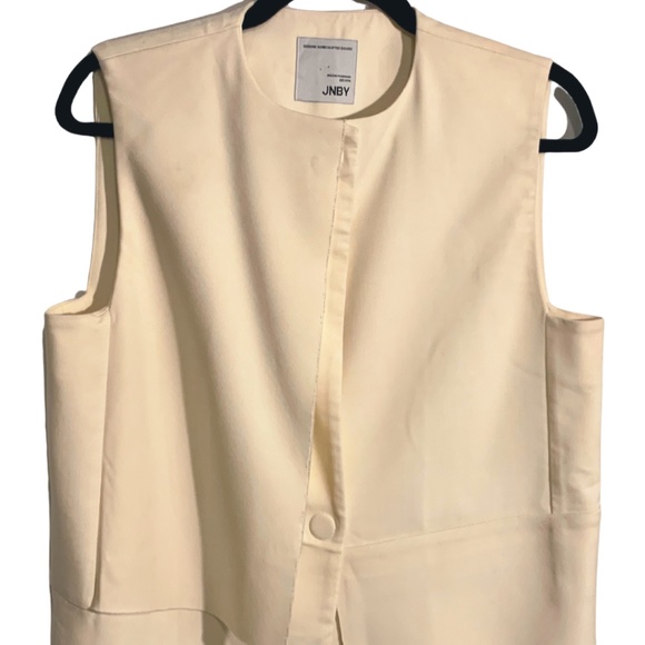 JNBY Cream Vest - Picture 2 of 5